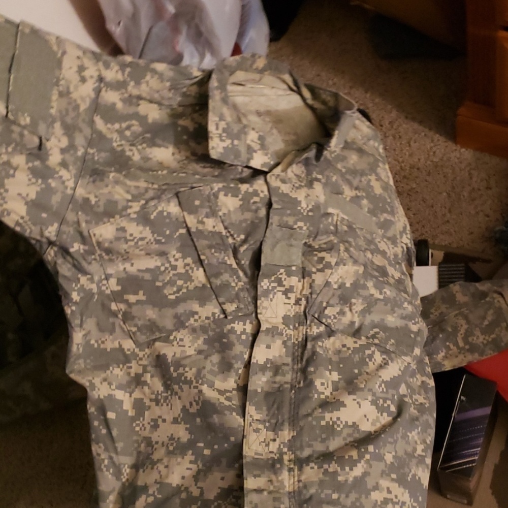 Us army acu coat